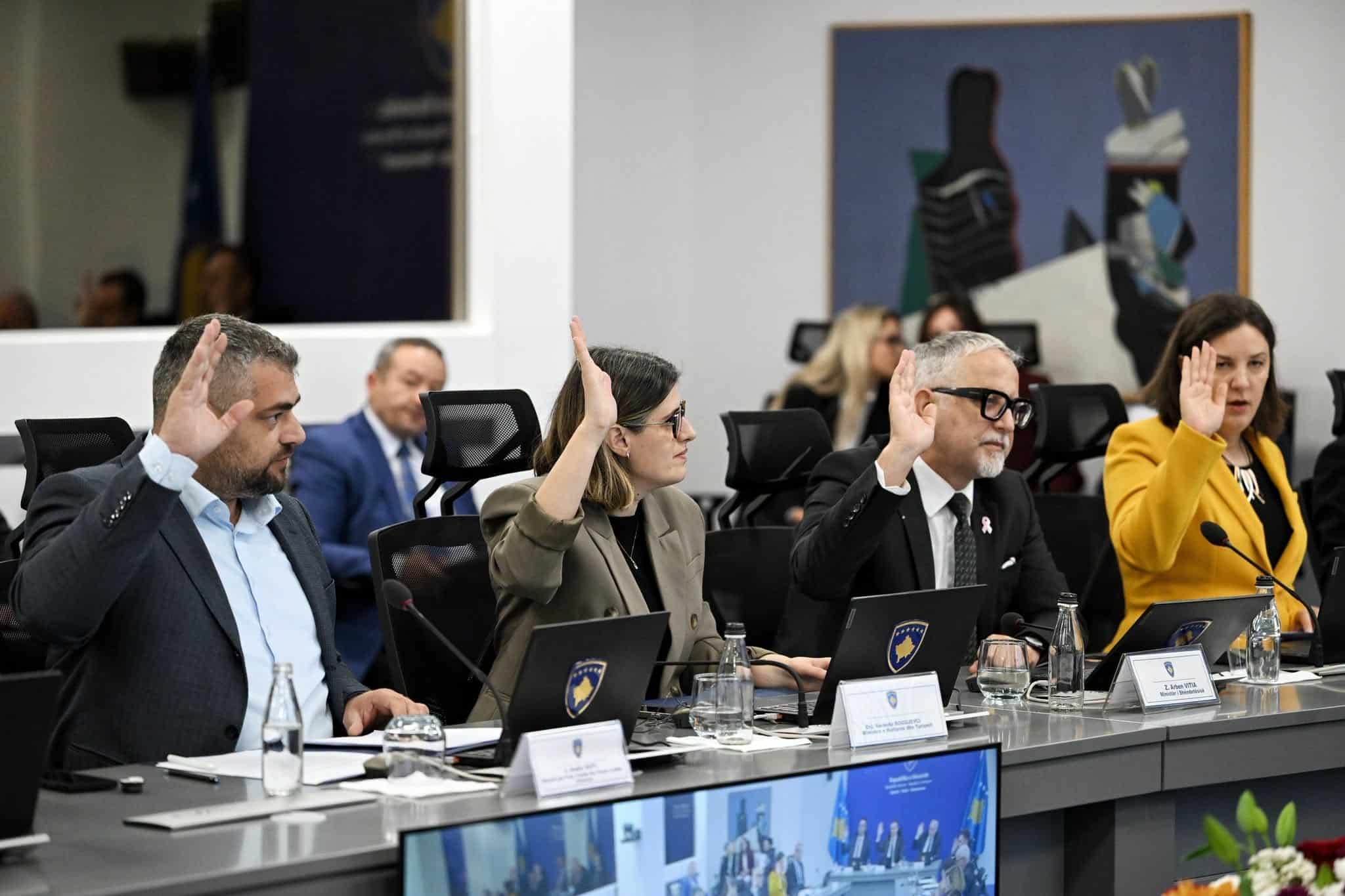 Qeveria miraton dy propozim-vendime për autorizimin e nënshkrimit të marrëveshjeve të sigurimeve sociale me Austrinë dhe Turqinë